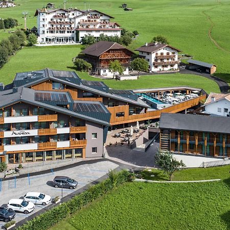 Hotel Alpenroyal Кастельротто Экстерьер фото